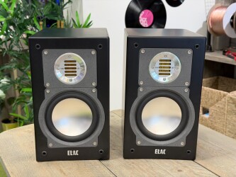 BS203.2 Speakers 31301E011857 2