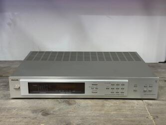 F2516 Quartz Synthesized Tuner 00313118805